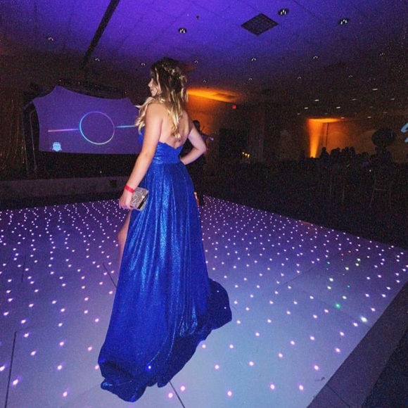 Beautiful blue prom dress. A dress so elegant, make it yours . - Picture 2 of 2